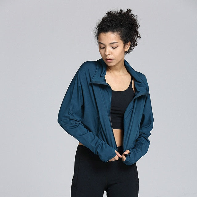 Colorvalue Full Waterproof Zipper Yoga Fitness Windbreaker Women Plain Loose Fitsport Workout Crop Jackets with Thumb Holes S-XL